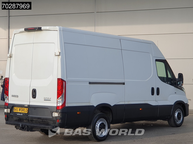 Iveco Daily 35S18 3.0L Automaat L2H2 3,5t Trekhaak 180PK LED Navi Airco Cruise Camera Euro6 L2 12m3 Airco Trekhaak Cruise control - Gesloten bestelwagen: afbeelding 3 Iveco Daily 35S18 3.0L Automaat L2H2 3,5t Trekhaak 180PK LED Navi Airco Cruise Camera Euro6 L2 12m3 Airco Trekhaak Cruise control - Gesloten bestelwagen: afbeelding 3