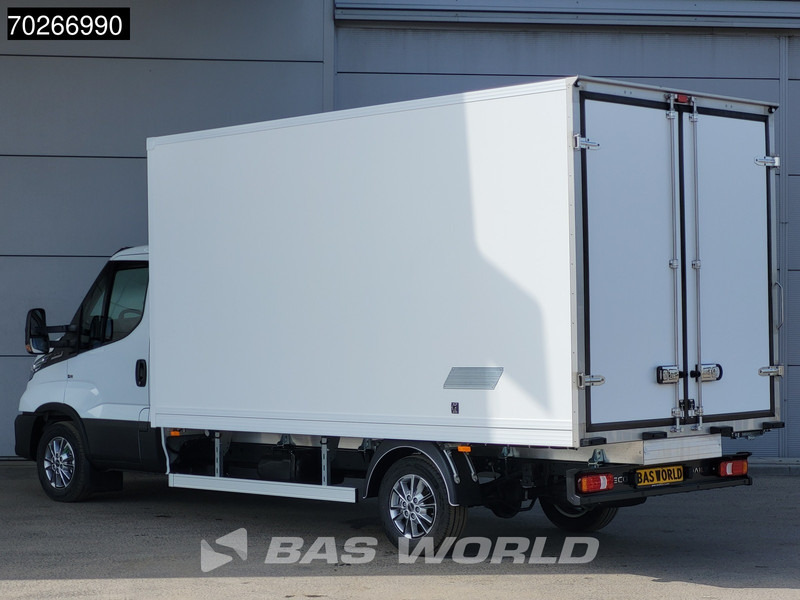 Iveco Daily 35S18 3.0L Koelwagen Vriezer Thermoking V-200 MAX 220V stekker -18 LED Navi Airco ACC Koel Koeler Kühler Kühlwagen Bakwagen Kühl - Koelwagen: afbeelding 2 Iveco Daily 35S18 3.0L Koelwagen Vriezer Thermoking V-200 MAX 220V stekker -18 LED Navi Airco ACC Koel Koeler Kühler Kühlwagen Bakwagen Kühl - Koelwagen: afbeelding 2