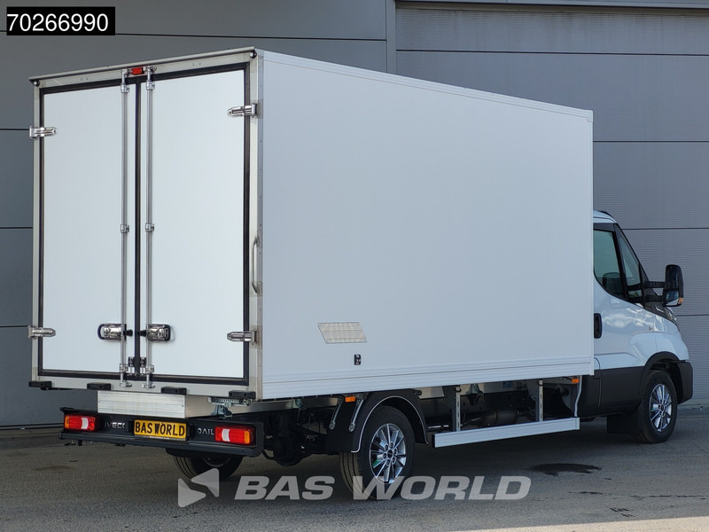 Iveco Daily 35S18 3.0L Koelwagen Vriezer Thermoking V-200 MAX 220V stekker -18 LED Navi Airco ACC Koel Koeler Kühler Kühlwagen Bakwagen Kühl - Koelwagen: afbeelding 5 Iveco Daily 35S18 3.0L Koelwagen Vriezer Thermoking V-200 MAX 220V stekker -18 LED Navi Airco ACC Koel Koeler Kühler Kühlwagen Bakwagen Kühl - Koelwagen: afbeelding 5