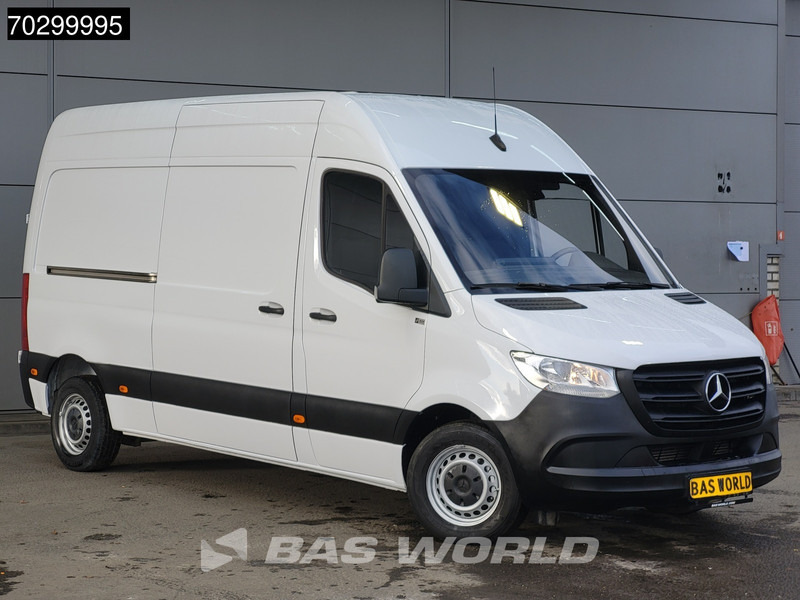 Mercedes-Benz Sprinter 311 CDI L2H2 Airco Cruise MBUX CarPlay Euro6 L2 Airco Cruise control - Kleine bestelwagen: afbeelding 3 Mercedes-Benz Sprinter 311 CDI L2H2 Airco Cruise MBUX CarPlay Euro6 L2 Airco Cruise control - Kleine bestelwagen: afbeelding 3