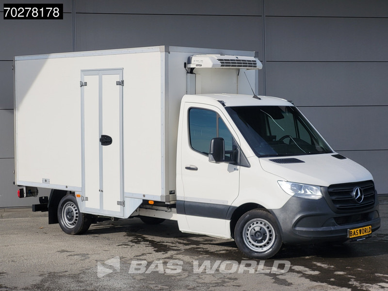 Mercedes-Benz Sprinter 314 CDI Automaat Koelwagen Bi temp Thermo King V-300 Max Koeler Koel Vries Vriezer Kühlkasten Airco Cruise control - Koelwagen: afbeelding 3 Mercedes-Benz Sprinter 314 CDI Automaat Koelwagen Bi temp Thermo King V-300 Max Koeler Koel Vries Vriezer Kühlkasten Airco Cruise control - Koelwagen: afbeelding 3