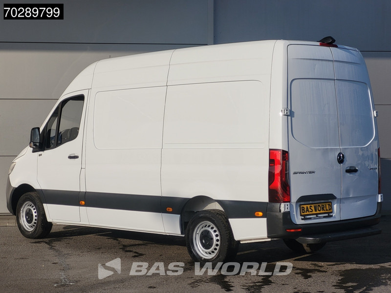 Mercedes-Benz Sprinter 314 CDI Automaat L2H2 LED Airco Cruise Camera MBUX CarPlay Euro6 L2 12m3 Airco Cruise control - Kleine bestelwagen: afbeelding 2 Mercedes-Benz Sprinter 314 CDI Automaat L2H2 LED Airco Cruise Camera MBUX CarPlay Euro6 L2 12m3 Airco Cruise control - Kleine bestelwagen: afbeelding 2