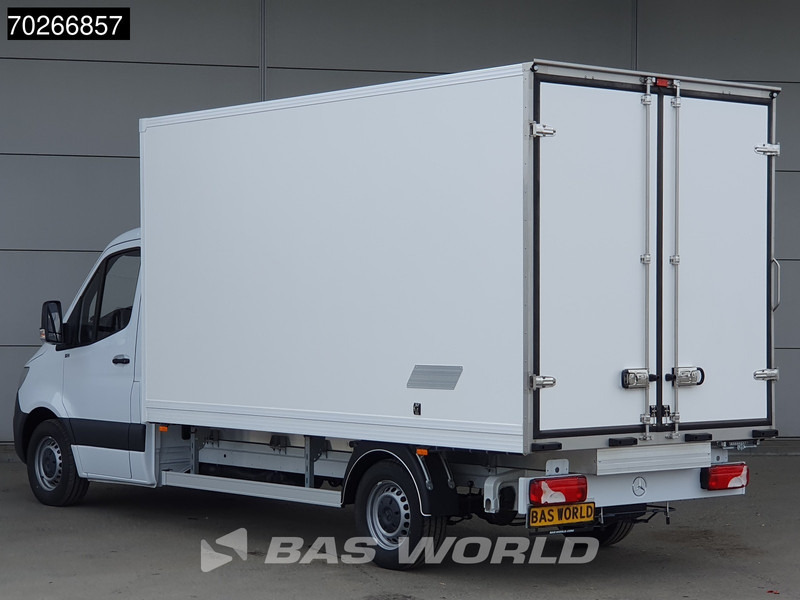 Mercedes-Benz Sprinter 315 CDI Koelwagen Achterdeuren Thermo King C-250 Airco MBUX Koel Koeler Kühl Kühler Kühlwagen Kühlkoffer 17m3 Airco Cruise contr - Koelwagen: afbeelding 2 Mercedes-Benz Sprinter 315 CDI Koelwagen Achterdeuren Thermo King C-250 Airco MBUX Koel Koeler Kühl Kühler Kühlwagen Kühlkoffer 17m3 Airco Cruise contr - Koelwagen: afbeelding 2