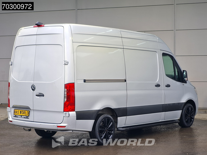 Mercedes-Benz Sprinter 315 CDI Special Edition Automaat L2H2 Airco Camera Parkeersensoren v+a MBUX CarPlay Velgen Euro6 L2 Airco - Kleine bestelwagen: afbeelding 5 Mercedes-Benz Sprinter 315 CDI Special Edition Automaat L2H2 Airco Camera Parkeersensoren v+a MBUX CarPlay Velgen Euro6 L2 Airco - Kleine bestelwagen: afbeelding 5
