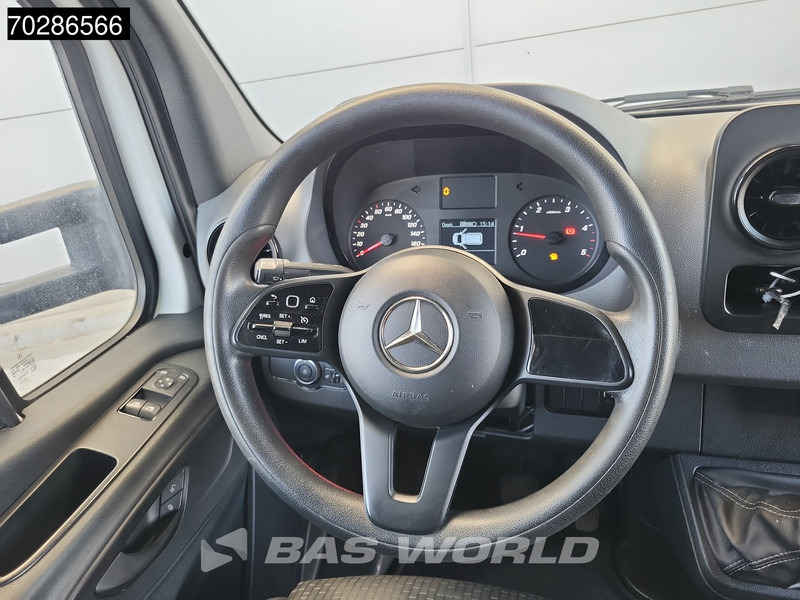 Bestelwagen gesloten laadbak Mercedes-Benz Sprinter 316 CDI Laadklep Zijdeur Bakwagen Airco Cruise APK 02-2026 Euro6 Meubelbak Koffer 22m3 Airco Cruise control: afbeelding 17 Bestelwagen gesloten laadbak Mercedes-Benz Sprinter 316 CDI Laadklep Zijdeur Bakwagen Airco Cruise APK 02-2026 Euro6 Meubelbak Koffer 22m3 Airco Cruise control: afbeelding 17