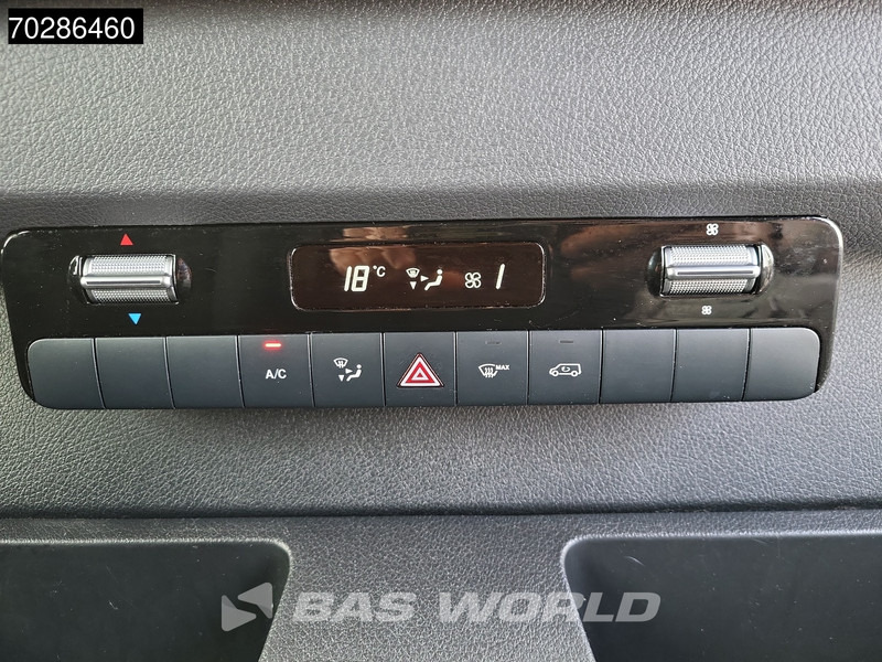 Gesloten bestelwagen Mercedes-Benz Sprinter 317 CDI Automaat L2H2 170PK Navi Airco Cruise Camera Parkeersensoren MBUX CarPlay Euro6 L2 12m3 Airco Cruise control: afbeelding 17