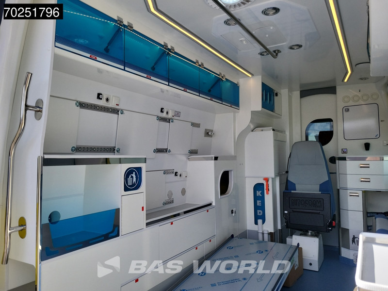 Mercedes-Benz Sprinter 319 CDI Automaat L2H2 New! Ambulance Ziekenwagen Rettungswagen Krankenwagen 10m3 Airco Cruise control - Ambulance: afbeelding 5 Mercedes-Benz Sprinter 319 CDI Automaat L2H2 New! Ambulance Ziekenwagen Rettungswagen Krankenwagen 10m3 Airco Cruise control - Ambulance: afbeelding 5