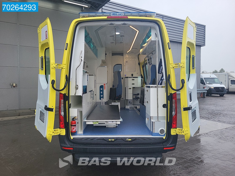 Mercedes-Benz Sprinter 319 CDI Automaat Nieuw! Complete Ambulance Ziekenwagen Rettungswagen Krankenwagen Airco - Ambulance: afbeelding 3 Mercedes-Benz Sprinter 319 CDI Automaat Nieuw! Complete Ambulance Ziekenwagen Rettungswagen Krankenwagen Airco - Ambulance: afbeelding 3