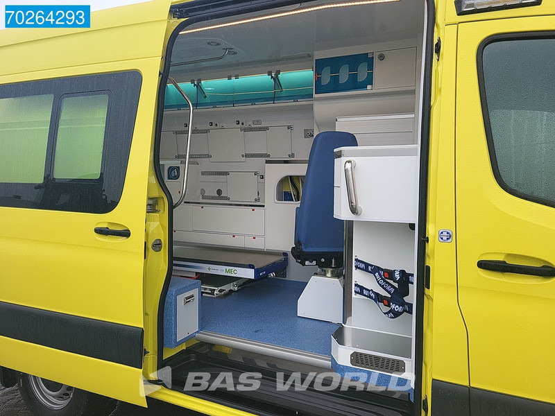 Mercedes-Benz Sprinter 319 CDI Automaat Nieuw! Complete Ambulance Ziekenwagen Rettungswagen Krankenwagen Airco - Ambulance: afbeelding 5 Mercedes-Benz Sprinter 319 CDI Automaat Nieuw! Complete Ambulance Ziekenwagen Rettungswagen Krankenwagen Airco - Ambulance: afbeelding 5