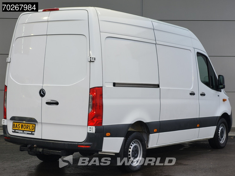 Mercedes-Benz Sprinter 319 CDI V6 190PK Automaat L2H2 Trekhaak MBUX Airco 10m3 Airco Trekhaak - Gesloten bestelwagen: afbeelding 5 Mercedes-Benz Sprinter 319 CDI V6 190PK Automaat L2H2 Trekhaak MBUX Airco 10m3 Airco Trekhaak - Gesloten bestelwagen: afbeelding 5