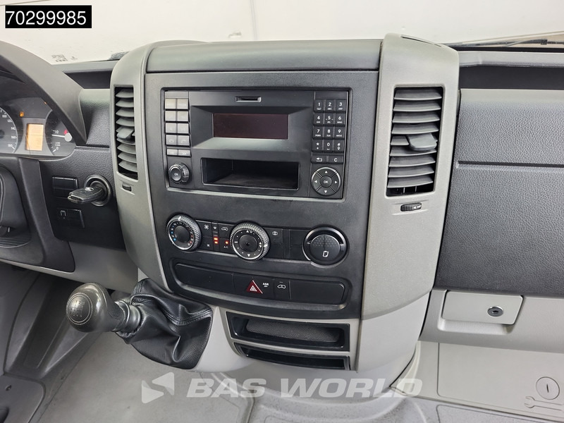 Bestelwagen gesloten laadbak Mercedes-Benz Sprinter 514 CDI Laadklep Dubbellucht Zijdeur Bakwagen Airco Cruise D'Hollandia Euro6 Meubelbak Koffer Airco Cruise control: afbeelding 15 Bestelwagen gesloten laadbak Mercedes-Benz Sprinter 514 CDI Laadklep Dubbellucht Zijdeur Bakwagen Airco Cruise D'Hollandia Euro6 Meubelbak Koffer Airco Cruise control: afbeelding 15