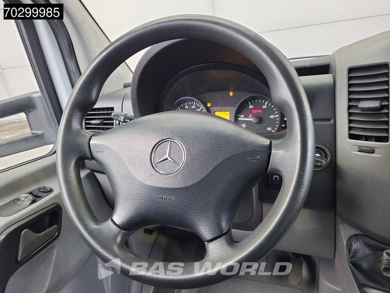 Bestelwagen gesloten laadbak Mercedes-Benz Sprinter 514 CDI Laadklep Dubbellucht Zijdeur Bakwagen Airco Cruise D'Hollandia Euro6 Meubelbak Koffer Airco Cruise control: afbeelding 18 Bestelwagen gesloten laadbak Mercedes-Benz Sprinter 514 CDI Laadklep Dubbellucht Zijdeur Bakwagen Airco Cruise D'Hollandia Euro6 Meubelbak Koffer Airco Cruise control: afbeelding 18