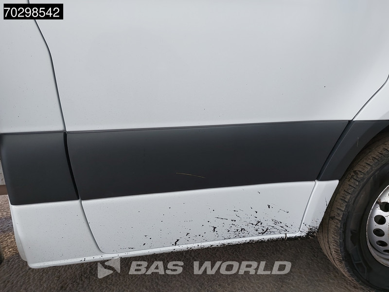 Schuifzeilen bestelwagen Mercedes-Benz Sprinter 519 CDI 3.0L V6 Automaat 484cm Dubbellucht Huif Bakwagen 190PK Airco Cruise Euro6 Meubelbak Koffer Airco: afbeelding 17 Schuifzeilen bestelwagen Mercedes-Benz Sprinter 519 CDI 3.0L V6 Automaat 484cm Dubbellucht Huif Bakwagen 190PK Airco Cruise Euro6 Meubelbak Koffer Airco: afbeelding 17