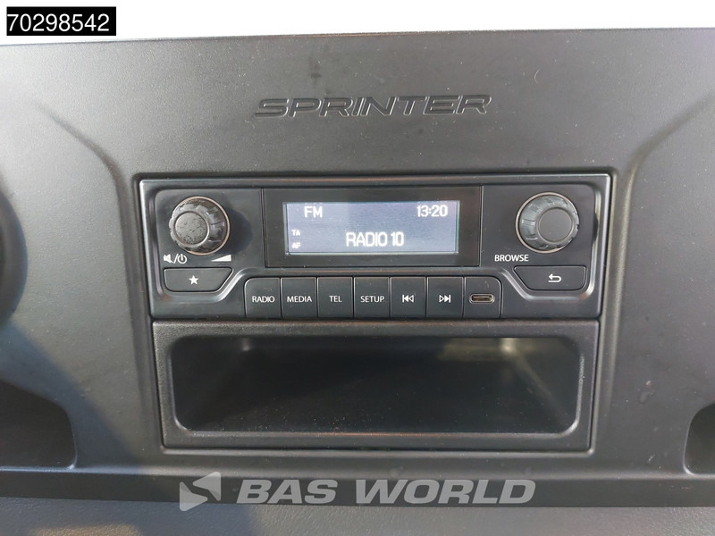 Schuifzeilen bestelwagen Mercedes-Benz Sprinter 519 CDI 3.0L V6 Automaat 484cm Dubbellucht Huif Bakwagen 190PK Airco Cruise Euro6 Meubelbak Koffer Airco: afbeelding 12 Schuifzeilen bestelwagen Mercedes-Benz Sprinter 519 CDI 3.0L V6 Automaat 484cm Dubbellucht Huif Bakwagen 190PK Airco Cruise Euro6 Meubelbak Koffer Airco: afbeelding 12