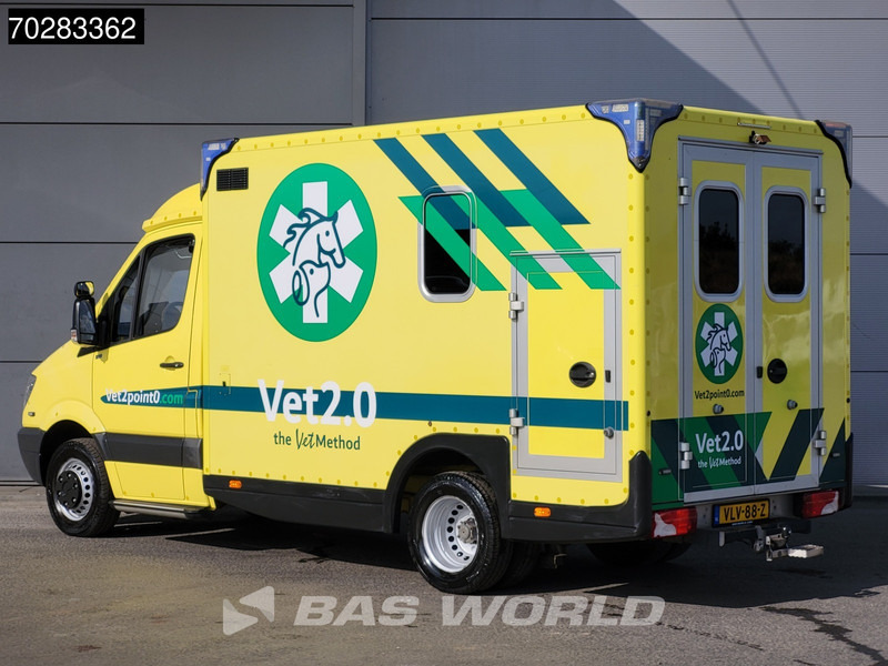Mercedes-Benz Sprinter 519 CDI MARGE! 3.0L V6 Automaat 190PK Ambulance Trekhaak Airco Cruise APK 02-2026 Euro6 Rettungswagen Krankenwagen 13m3 Airco Tr - Ambulance: afbeelding 2 Mercedes-Benz Sprinter 519 CDI MARGE! 3.0L V6 Automaat 190PK Ambulance Trekhaak Airco Cruise APK 02-2026 Euro6 Rettungswagen Krankenwagen 13m3 Airco Tr - Ambulance: afbeelding 2