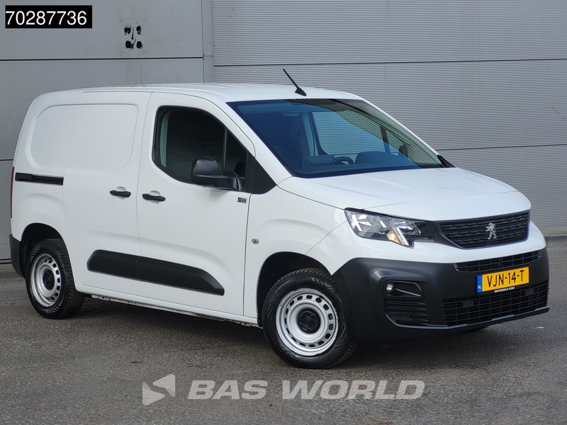Peugeot Partner 102PK L1H1 Navi Airco Cruise Parkeersensoren Euro6 L1 3m3 Airco Cruise control - Kleine bestelwagen: afbeelding 5 Peugeot Partner 102PK L1H1 Navi Airco Cruise Parkeersensoren Euro6 L1 3m3 Airco Cruise control - Kleine bestelwagen: afbeelding 5