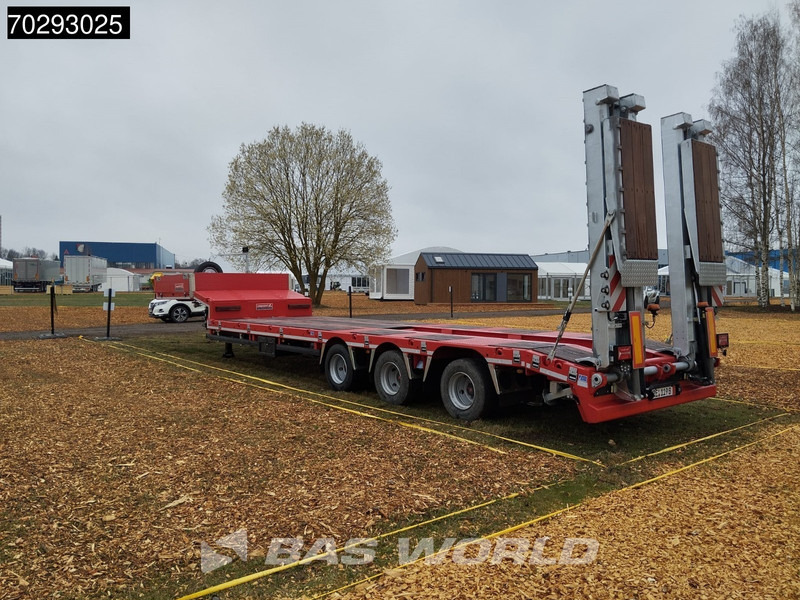 Langendorf ST-3 3 axles Lift+Steering Axle RAMPS SAF - Dieplader oplegger: afbeelding 2 Langendorf ST-3 3 axles Lift+Steering Axle RAMPS SAF - Dieplader oplegger: afbeelding 2