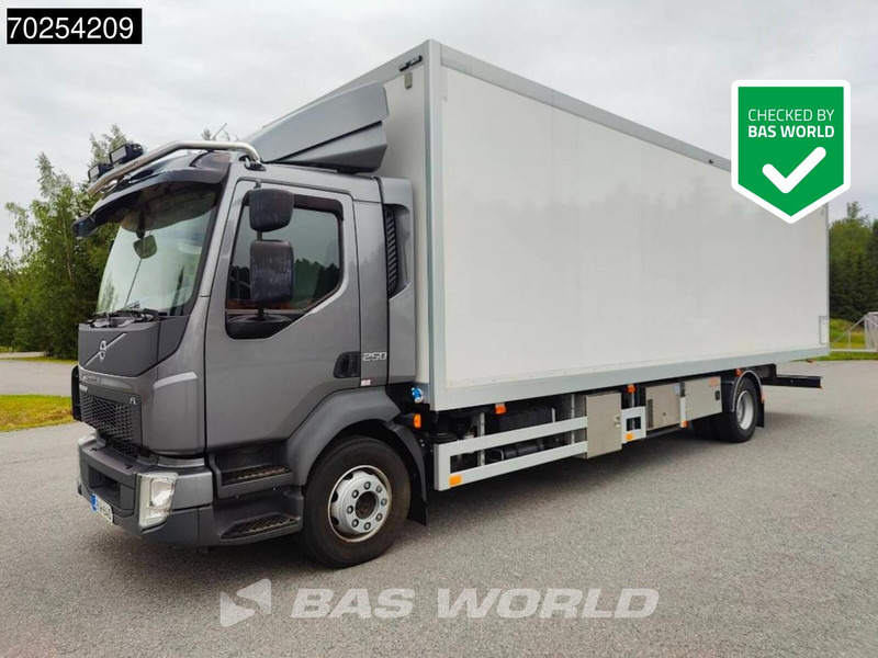 Volvo FL 250 4X2 Like NEW! Exhibition truck EURO 6 - Bakwagen: afbeelding 1 Volvo FL 250 4X2 Like NEW! Exhibition truck EURO 6 - Bakwagen: afbeelding 1