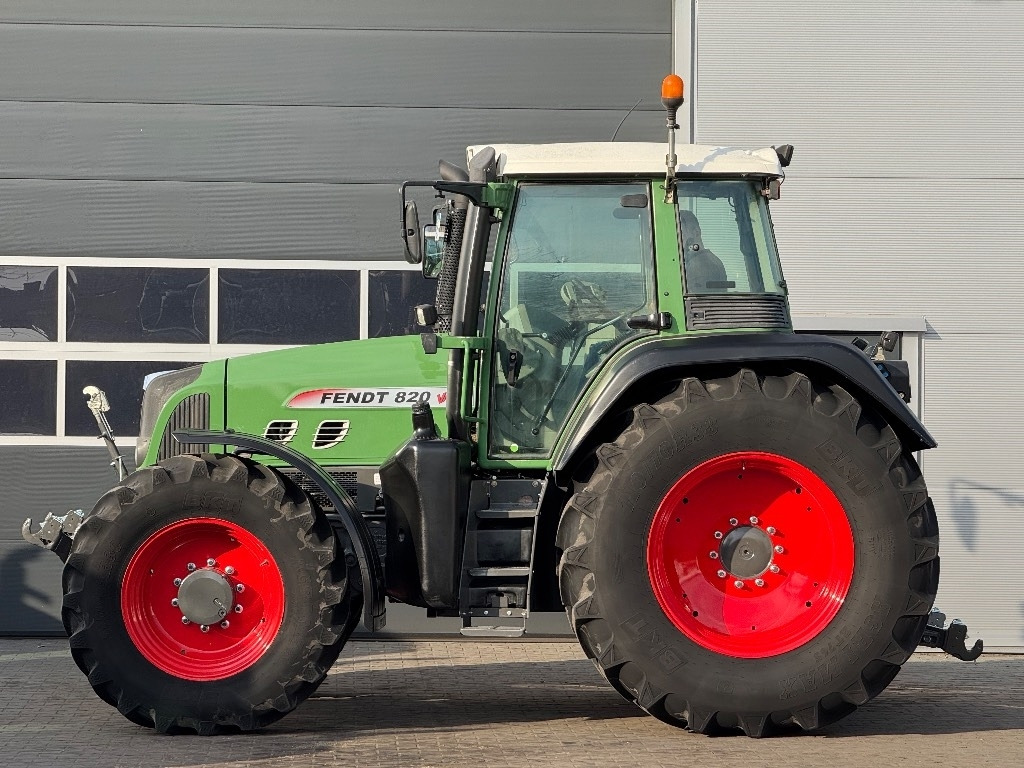 Fendt 820 Vario TMS - Tractor: afbeelding 5 Fendt 820 Vario TMS - Tractor: afbeelding 5