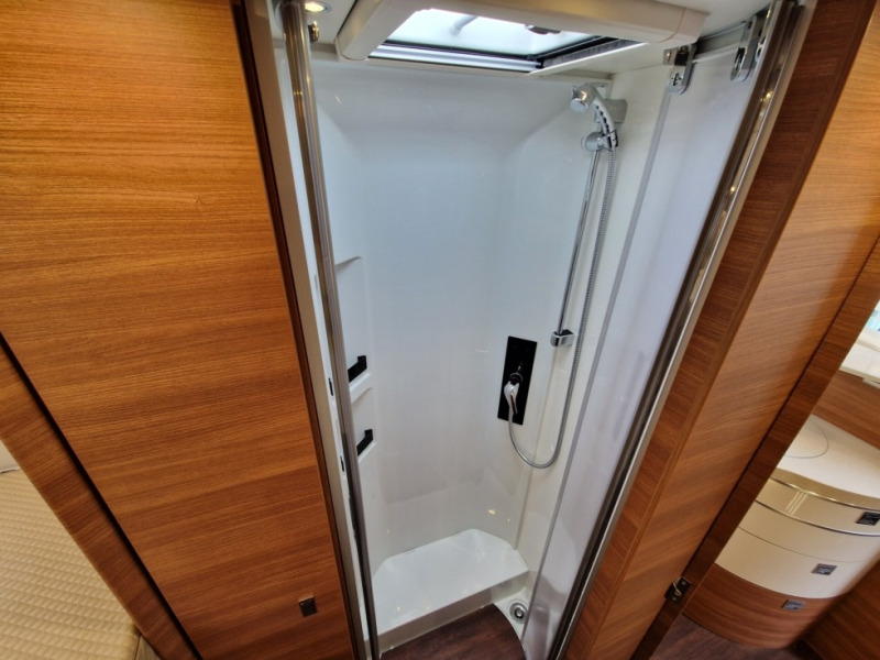 Integraal camper Carthago Chic C Line I 4.9 LE/L: afbeelding 11