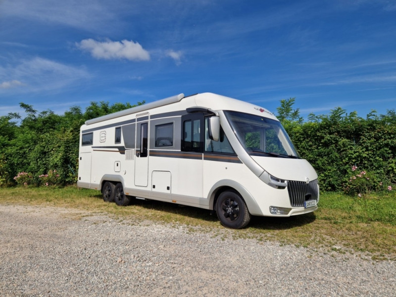 Carthago Chic C-Line I 5.9 XL LE - Integraal camper: afbeelding 1 Carthago Chic C-Line I 5.9 XL LE - Integraal camper: afbeelding 1