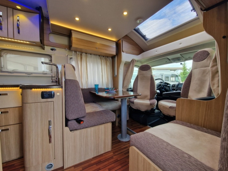 Elnagh T Loft 581 - Half integraal camper: afbeelding 4 Elnagh T Loft 581 - Half integraal camper: afbeelding 4