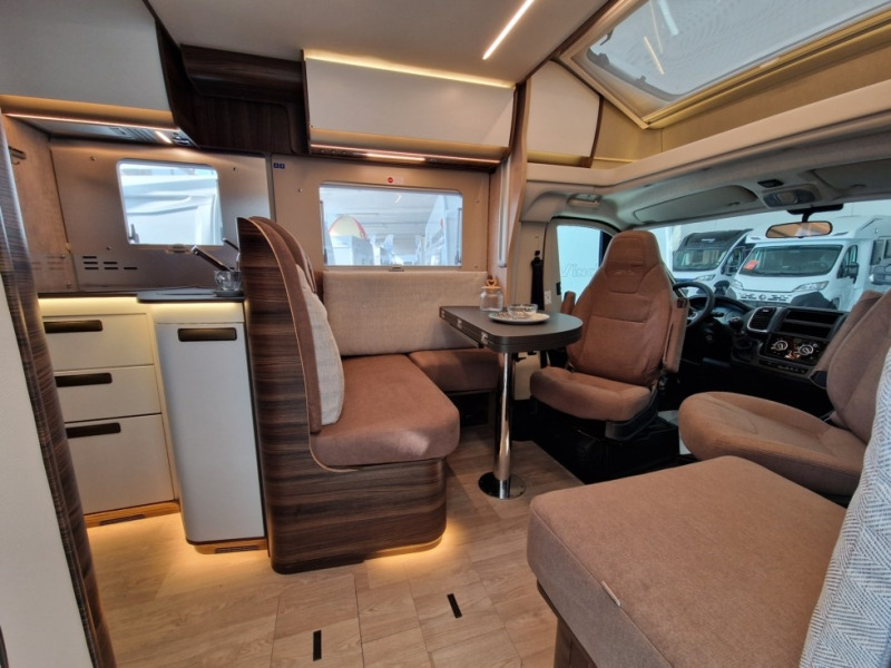 Laika Ecovip L3019 - Half integraal camper: afbeelding 4 Laika Ecovip L3019 - Half integraal camper: afbeelding 4