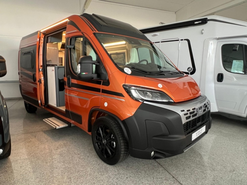 Laika Kosmo 60 Supremo Camper Van - Buscamper: afbeelding 4 Laika Kosmo 60 Supremo Camper Van - Buscamper: afbeelding 4
