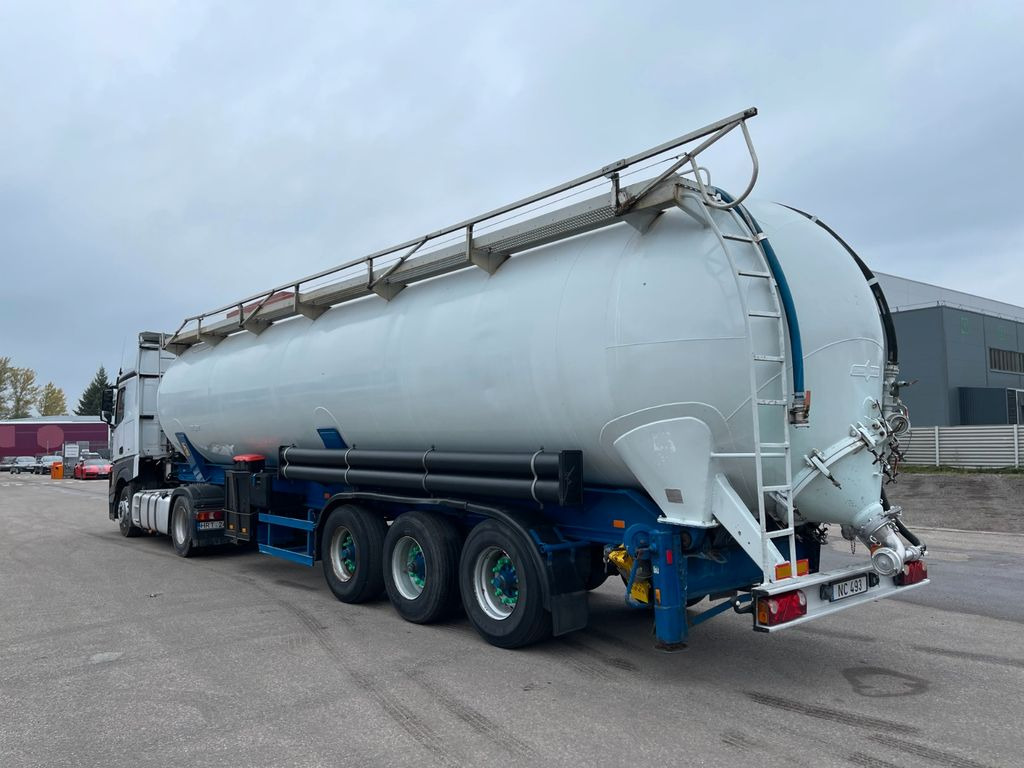 Spitzer Spitzer 58.000Liter - Bulkoplegger: afbeelding 2 Spitzer Spitzer 58.000Liter - Bulkoplegger: afbeelding 2