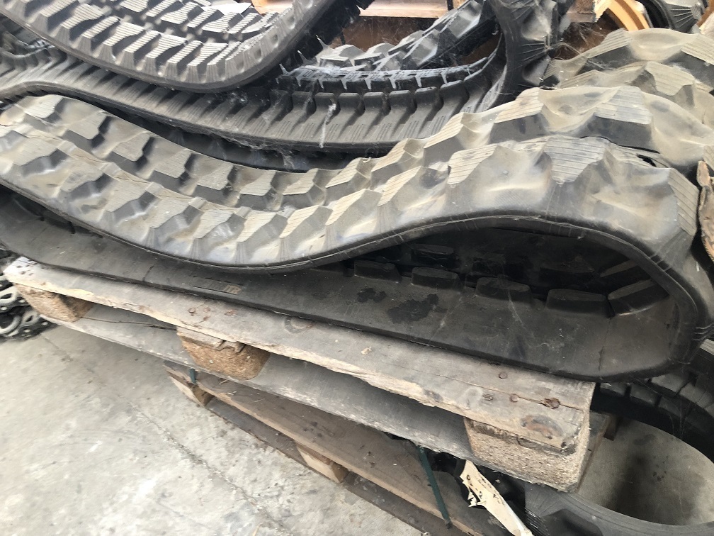 Nieuw Rupsband voor Minigraafmachine RUBBER TRACK 230x96x30: afbeelding 1