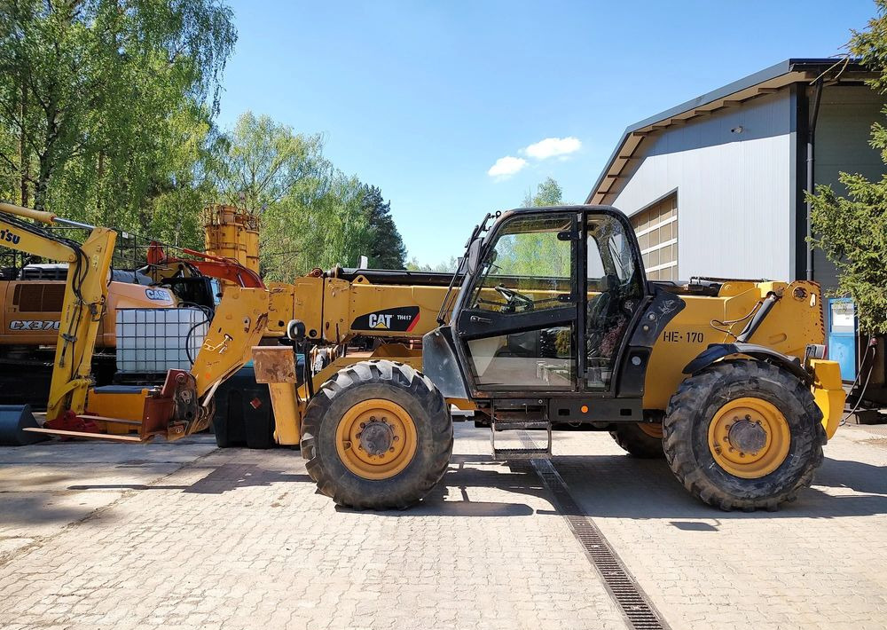 Caterpillar TH417 - Verreiker: afbeelding 1 Caterpillar TH417 - Verreiker: afbeelding 1