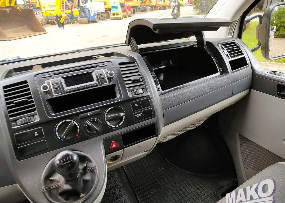 Vrachtwagen met open laadbak Volkswagen Transporter T5: afbeelding 15