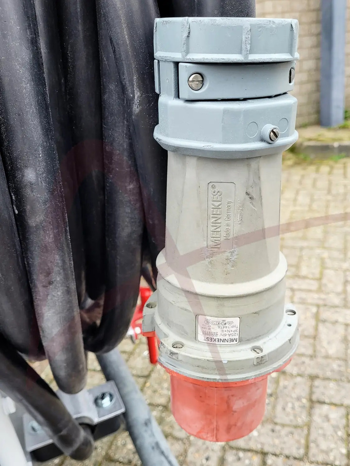 AXA POWER 3GSTS 200/345L - Ground power unit: afbeelding 5 AXA POWER 3GSTS 200/345L - Ground power unit: afbeelding 5