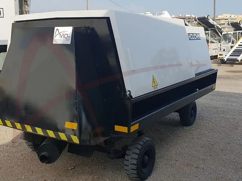 HOUCHIN 690 C90 - Ground power unit: afbeelding 2 HOUCHIN 690 C90 - Ground power unit: afbeelding 2