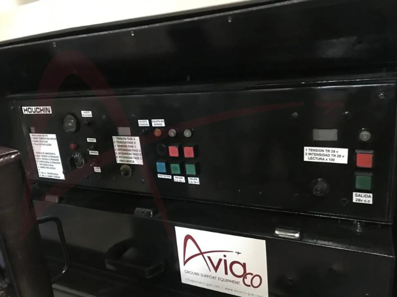 HOUCHIN D690DV - Ground power unit: afbeelding 4 HOUCHIN D690DV - Ground power unit: afbeelding 4