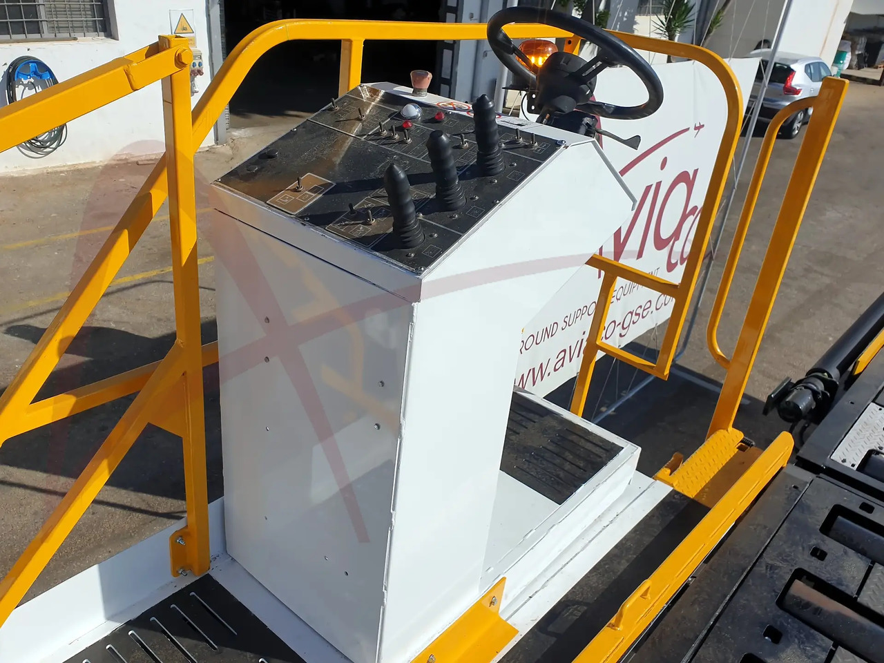 JBT AEROTECH COMMANDER 15iS - Container/ Palletlader: afbeelding 3 JBT AEROTECH COMMANDER 15iS - Container/ Palletlader: afbeelding 3