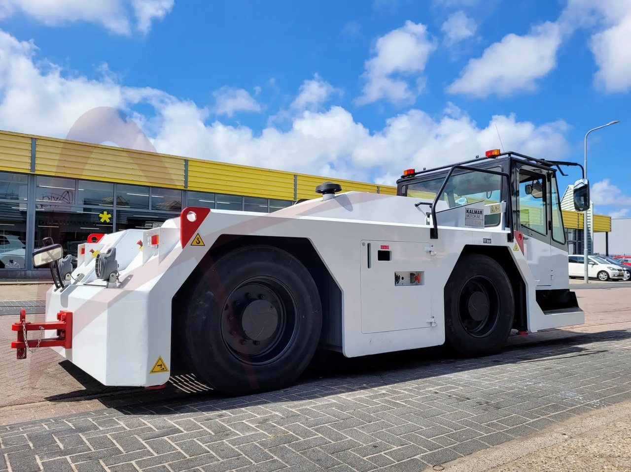 KALMAR MOTOR AB FB 250 - Vliegtuigtrekker: afbeelding 2 KALMAR MOTOR AB FB 250 - Vliegtuigtrekker: afbeelding 2