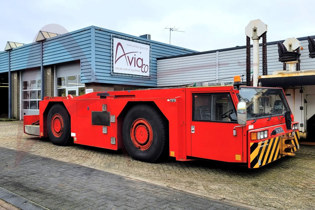 SCHOPF F396P - Vliegtuigtrekker: afbeelding 1 SCHOPF F396P - Vliegtuigtrekker: afbeelding 1