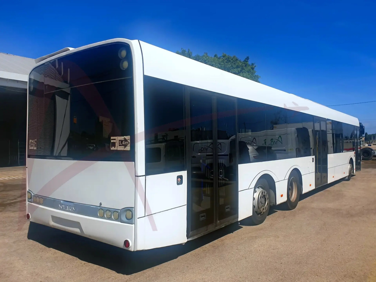 SOLARIS URBINO 15 - Luchthaven bus: afbeelding 2 SOLARIS URBINO 15 - Luchthaven bus: afbeelding 2