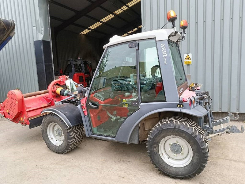 Aebi tt280 TT280 maaier mower airco werktuigdrager CE - Landbouwaanhanger: afbeelding 3 Aebi tt280 TT280 maaier mower airco werktuigdrager CE - Landbouwaanhanger: afbeelding 3