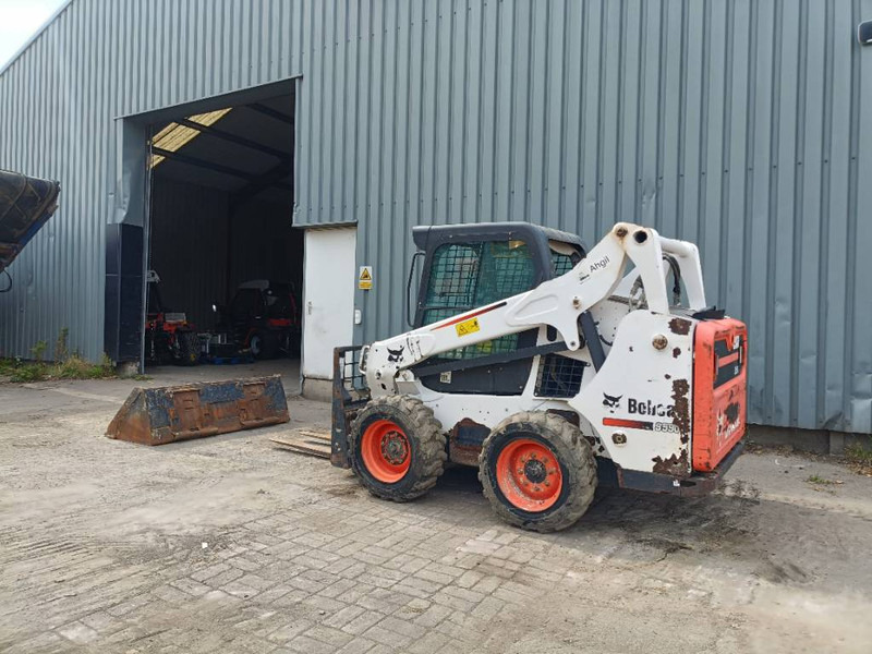 Bobcat s590 schranklader skid steer loader bucket, forks - Schranklader: afbeelding 1 Bobcat s590 schranklader skid steer loader bucket, forks - Schranklader: afbeelding 1