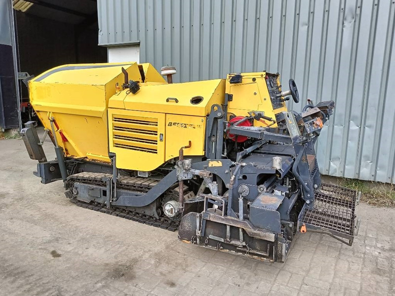 Bomag BF 223 C asfalteermachine asphalt paver dynamo - Asfaltafwerkmachine: afbeelding 5 Bomag BF 223 C asfalteermachine asphalt paver dynamo - Asfaltafwerkmachine: afbeelding 5