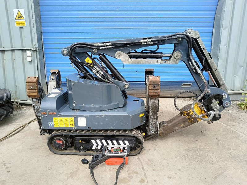 Brokk euroimplementos RDC1510 180 husqvarna robot remote - Rupsgraafmachine: afbeelding 4 Brokk euroimplementos RDC1510 180 husqvarna robot remote - Rupsgraafmachine: afbeelding 4