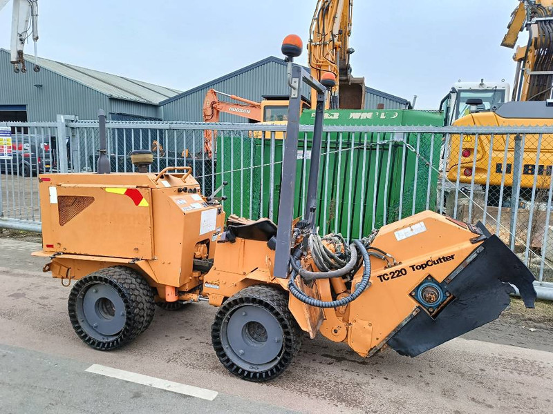 Case Maxi-Sneaker Maxi C c220 top cutter wheel paver - Sleuvengraver: afbeelding 1 Case Maxi-Sneaker Maxi C c220 top cutter wheel paver - Sleuvengraver: afbeelding 1