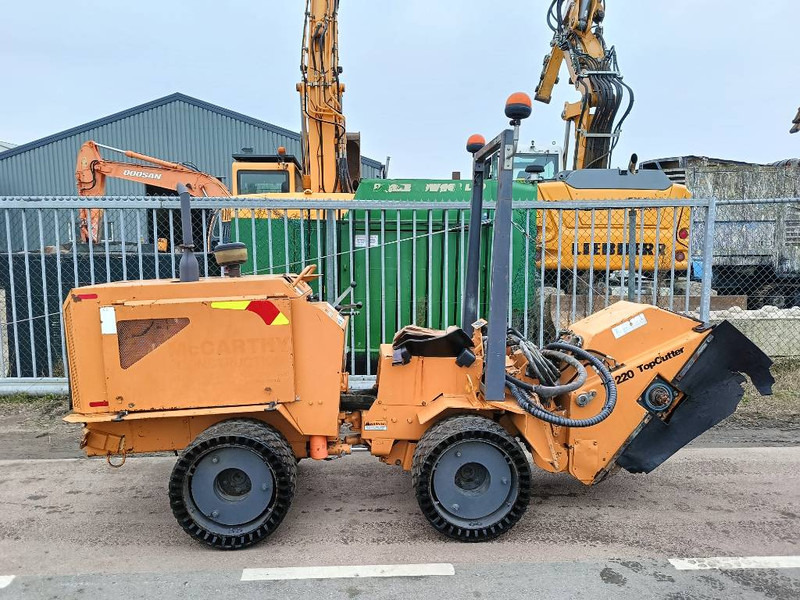 Case Maxi-Sneaker Maxi C c220 top cutter wheel paver - Sleuvengraver: afbeelding 2 Case Maxi-Sneaker Maxi C c220 top cutter wheel paver - Sleuvengraver: afbeelding 2