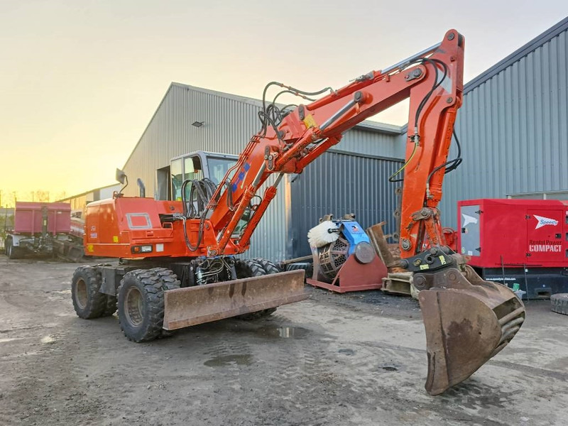 Mobiele graafmachine FIAT-HITACHI FH120W bandenkraan Wheel Excavator graafmachine: afbeelding 9 Mobiele graafmachine FIAT-HITACHI FH120W bandenkraan Wheel Excavator graafmachine: afbeelding 9