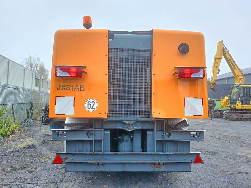 Schmidt TSJ630 man runway snow cleaning sneeuwschuif 2008 - Sneeuwschuif voor Landbouwmachine: afbeelding 3 Schmidt TSJ630 man runway snow cleaning sneeuwschuif 2008 - Sneeuwschuif voor Landbouwmachine: afbeelding 3