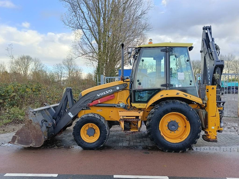 Volvo BL 61 + graaflaad combinatie backhoe loader lader - Graaflaadmachine: afbeelding 1 Volvo BL 61 + graaflaad combinatie backhoe loader lader - Graaflaadmachine: afbeelding 1