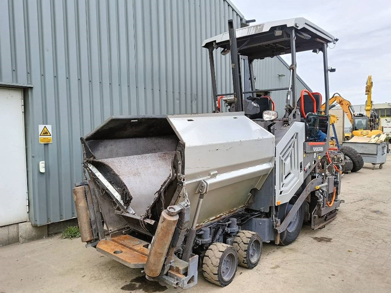 Volvo P 2870 D paver finisher asfaltmachine 2020 - Asfaltafwerkmachine: afbeelding 2 Volvo P 2870 D paver finisher asfaltmachine 2020 - Asfaltafwerkmachine: afbeelding 2