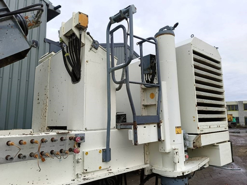 Asfaltafwerkmachine Wirtgen SP 250 500 beton bekisting machine sleep: afbeelding 19 Asfaltafwerkmachine Wirtgen SP 250 500 beton bekisting machine sleep: afbeelding 19